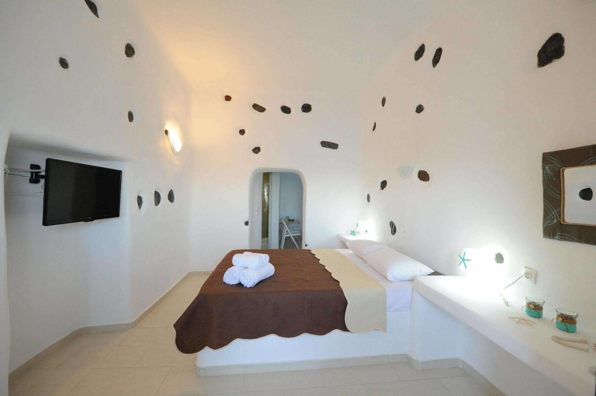 Manias Fira Residences Exterior foto